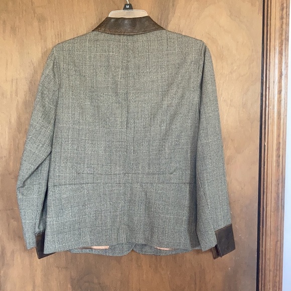 VINTAGE Harve Benard Sport blazer w faux leather accents - Picture 10 of 16